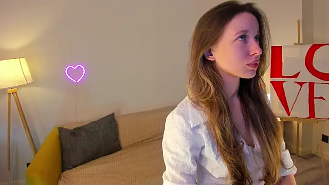 Snapshot of eirakiliana chatting on November 11, 10:48 am eirakiliana online show from November 11, 10:48 am