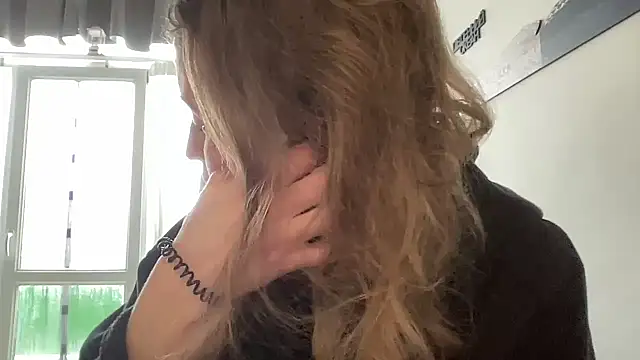 Ameli8 online show from February 18, 12:12 pm