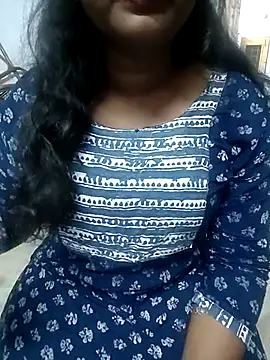 Keerthee  online show from November 5, 1:33 pm