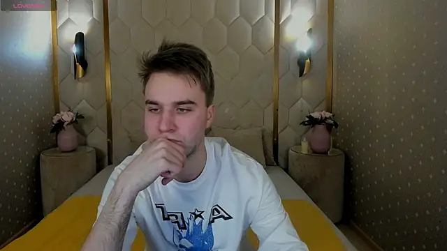 JonnahHell online show from January 6, 8:45 pm