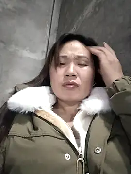 Snapshot of MINSSA502 chatting on November 27, 11:01 am MINSSA502 online show from November 27, 11:01 am