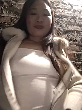 Snapshot of MINSSA502 chatting on December 21, 11:17 am MINSSA502 online show from December 21, 11:17 am