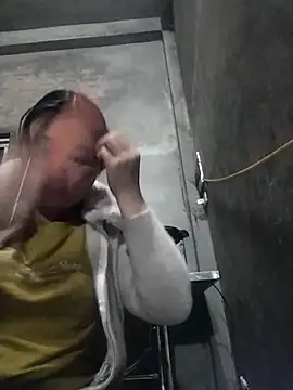 MINSSA502 online show from February 5, 10:14 pm