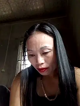 Snapshot of Karen_china chatting on November 18, 1:22 am Karen china online show from November 18, 1:22 am