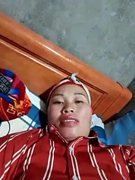 Snapshot of Karen_china chatting on December 15, 11:47 am Karen china online show from December 15, 11:47 am