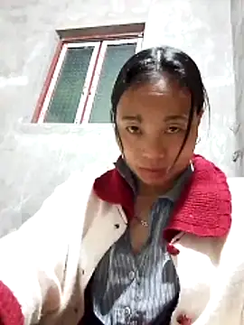 Snapshot of Karen_china chatting on December 22, 12:57 pm Karen china online show from December 22, 12:57 pm