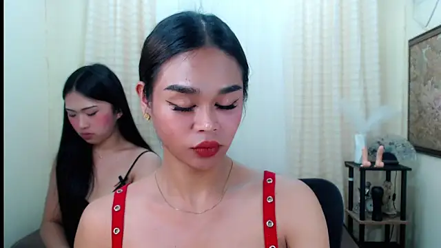 Snapshot of sweet_sophiaxx chatting on February 3, 6:40 am sweet sophiaxx online show from February 3, 6:40 am