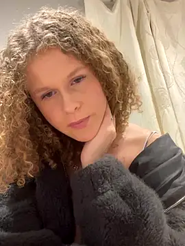 Bellaxo 1 online show from November 15, 11:32 pm