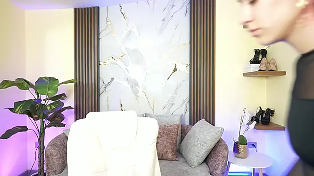 TessaaFox online show from January 7, 11:45 am