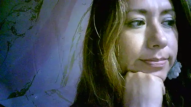 Zulreyna online show from March 10, 4:50 am