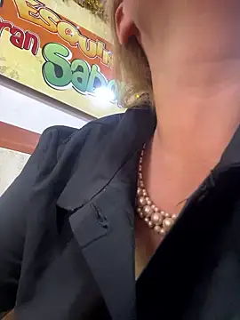 dirty mother3 online show from January 8, 6:10 pm