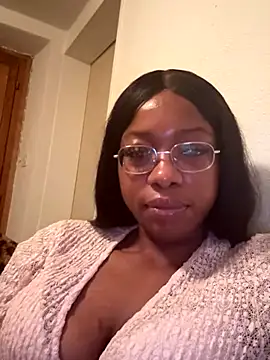 SwissMirelle online show from November 6, 8:32 pm