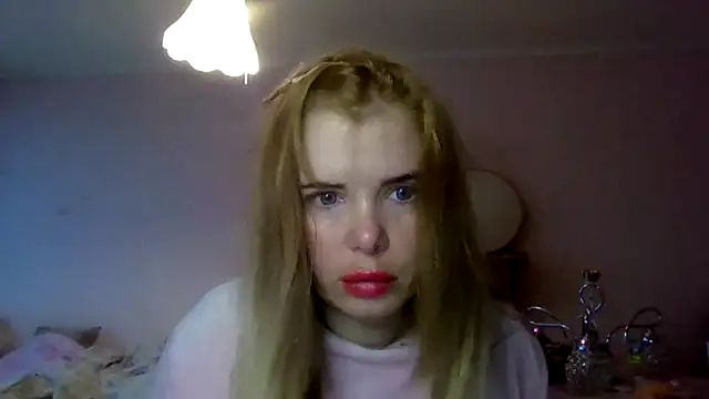 HornyElena online show from December 19, 2:35 pm