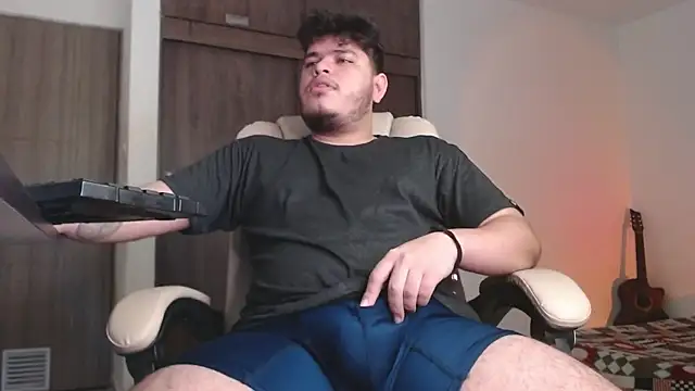 Dante Bonett online show from November 10, 9:36 pm