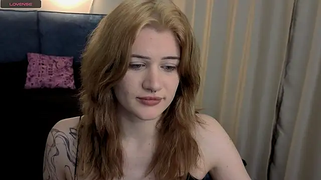 eshleeygreen online show from February 1, 6:06 pm