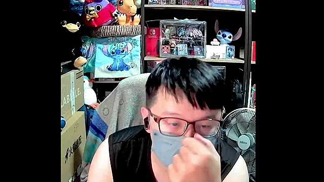 Snapshot of kk05483 chatting on May 10, 4:12 pm kk05483 online show from May 10, 4:12 pm