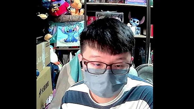 Snapshot of kk05483 chatting on May 11, 3:40 pm kk05483 online show from May 11, 3:40 pm