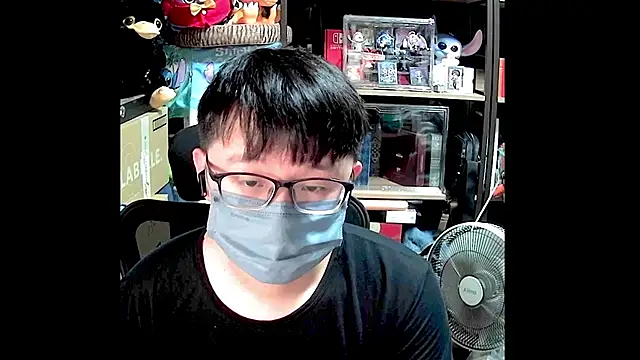Snapshot of kk05483 chatting on June 17, 5:58 pm kk05483 online show from June 17, 5:58 pm
