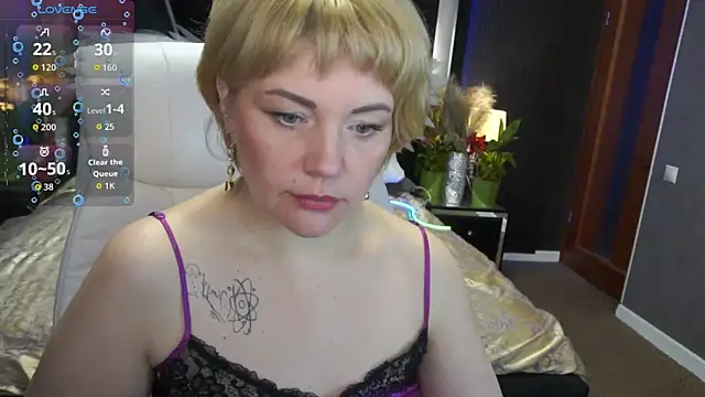 AmaraNights online show from April 12, 6:57 pm