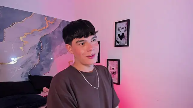 Isaac Kurtt online show from November 27, 7:38 pm