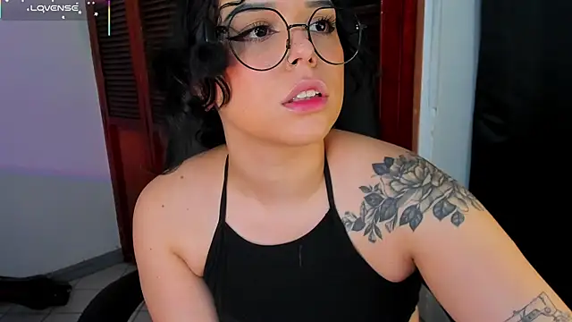 Dubraska Rubio online show from April 4, 3:38 am