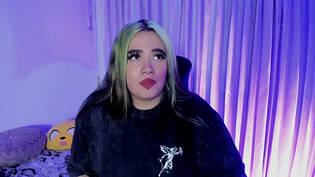 Lilith Zenith  online show from December 19, 4:41 am