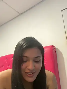 Chiquinquira3 online show from April 12, 4:06 am