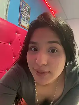 Chiquinquira3 online show from June 19, 4:17 am
