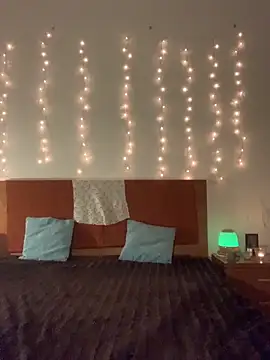 massagistahotbrunette online show from December 2, 7:53 pm