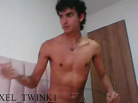 axel love13 online show from November 12, 9:14 pm