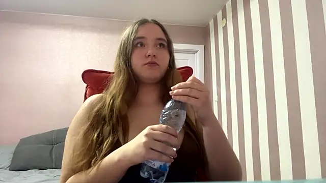 Snapshot of BabyBlissxx chatting on February 22, 9:24 pm BabyBlissxx online show from February 22, 9:24 pm