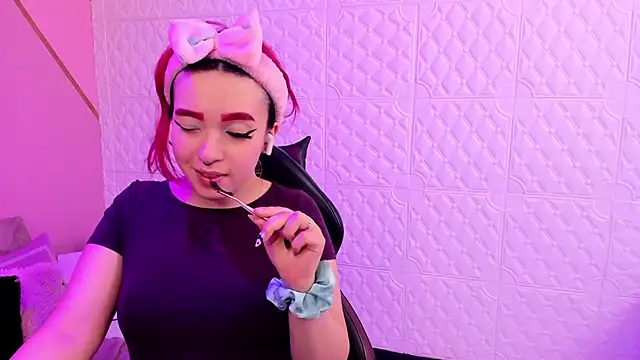 Dakkotta   online show from December 2, 5:02 am