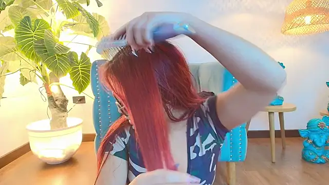 Snapshot of Chloejonson chatting on November 10, 3:16 am Chloejonson online show from November 10, 3:16 am