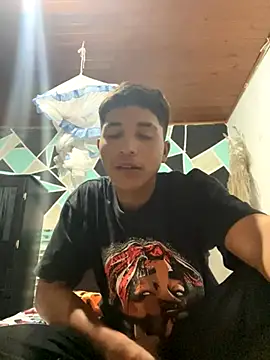 Abismo202 online show from November 7, 3:39 am