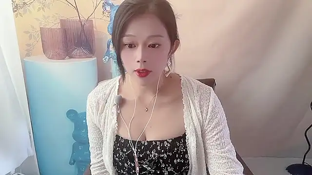 cici bbyy online show from December 17, 6:08 am