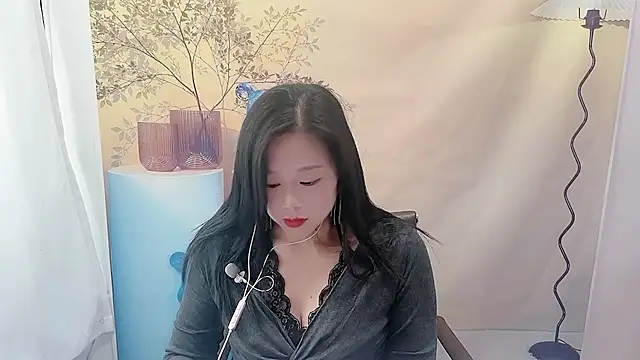 cici bbyy online show from January 10, 6:37 am