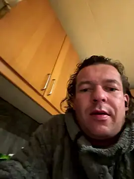 miguel910921 online show from January 11, 4:23 pm