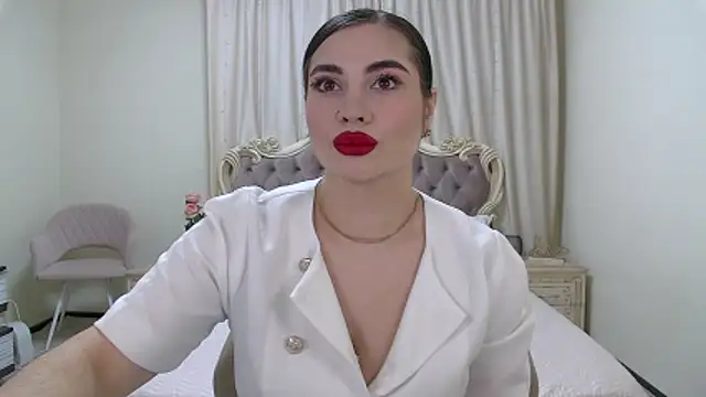 AdrianaTorres online show from November 28, 5:21 am