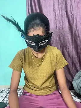 leenaboyxh online show from December 15, 1:26 pm