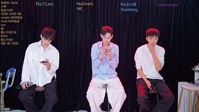 AAA-winner online show from November 10, 11:15 pm