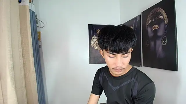 Snapshot of Urloverhardcock chatting on December 14, 5:24 am Urloverhardcock online show from December 14, 5:24 am