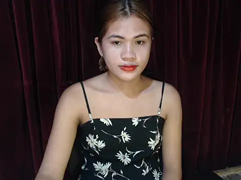 Rema thebigcock online show from April 11, 10:58 pm