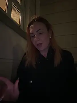 Snapshot of pervimilf chatting on December 19, 11:23 pm pervimilf online show from December 19, 11:23 pm