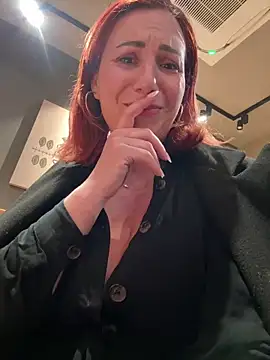 pervimilf online show from March 24, 10:53 am