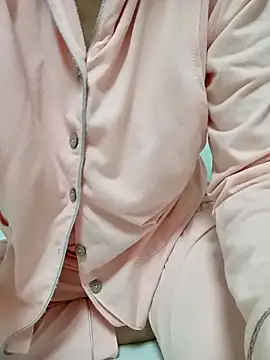 L199405 online show from November 11, 1:05 am