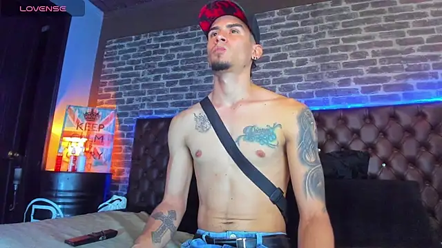 Sharon Tyga20 online show from December 20, 11:12 pm