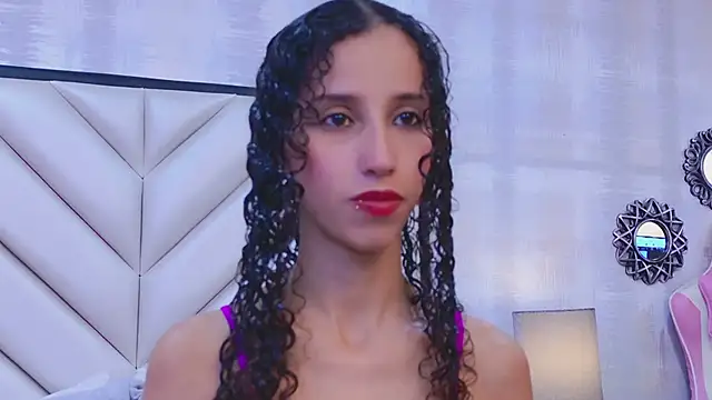 Snapshot of EimySanchez chatting on February 11, 7:19 pm EimySanchez online show from February 11, 7:19 pm