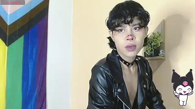 nicolai a online show from November 13, 6:18 pm