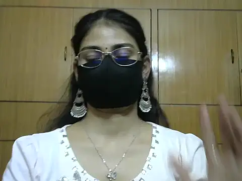 Fairy Pie online show from July 7, 8:02 pm