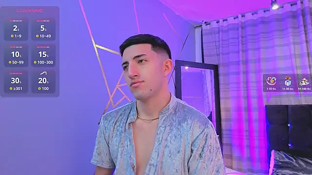 Un Sluttyy online show from December 5, 11:30 am